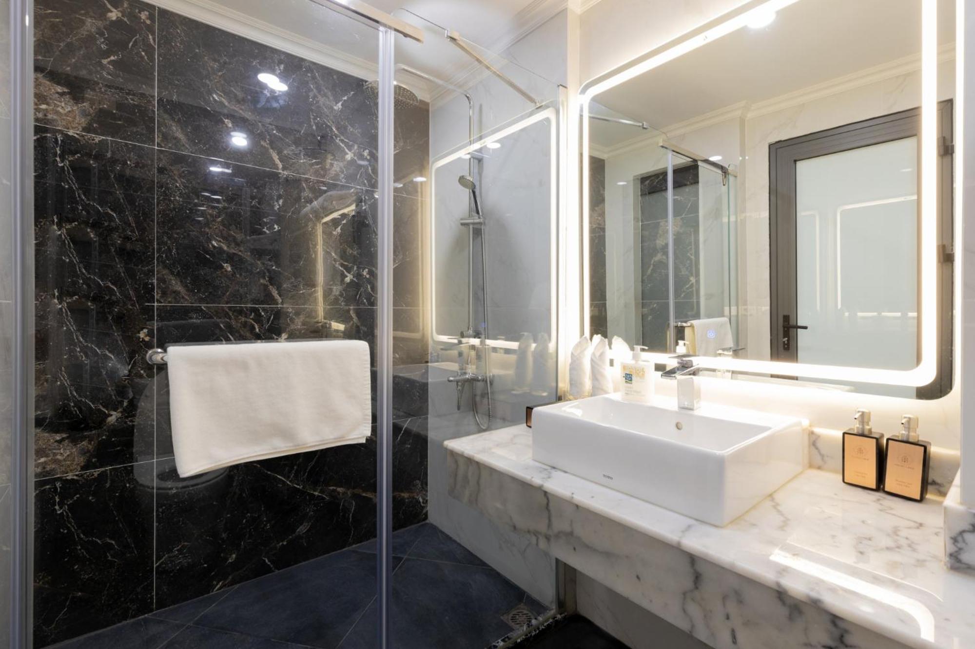 Sword Lake Hotel Hanoi Kültér fotó